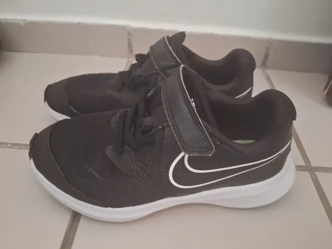Tênis Nike Infantil Nº 30 - Muito Conservado