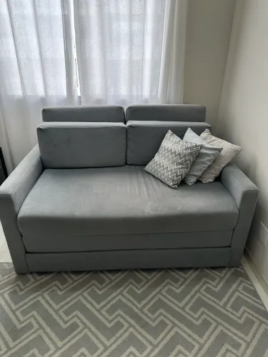 Sofá-Cama Cinza Moderno