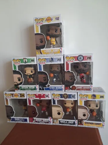 Bonecos Colecionáveis Funko Pop NBA Originais Com Caixa e Display - Vários Jogadores