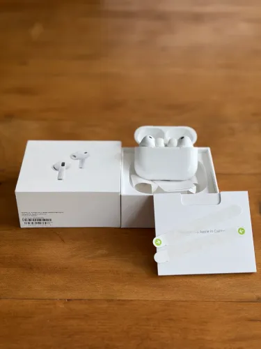 AirPods Pro 3 garantia até 04/2027