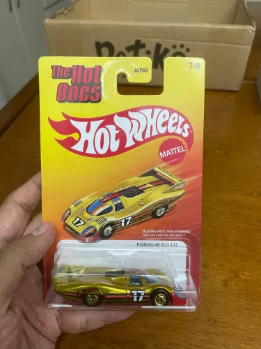 Hotwheels Porsche 917 Dourado