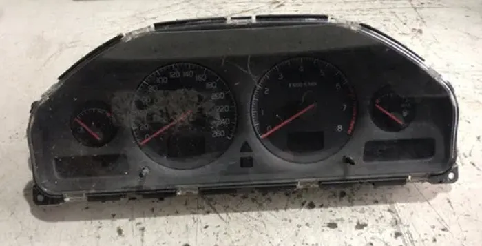 Painel De Instrumentos Volvo V70 S60 2001 9499668 / Manual