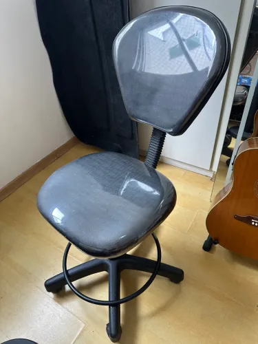 Cadeira escritório giratória