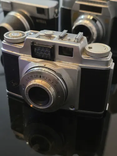Câmera fotográfica vintage Agfa Silette funcionando West Germany 1955 corpo em alumínio