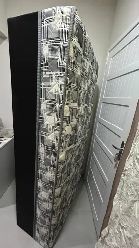 Cama solteiro usada 6