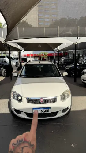 Fiat Strada Trekking 1.6 16V Flex CD 2014