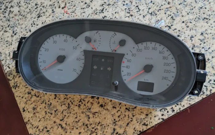 Painel de Instrumentos Renault Clio