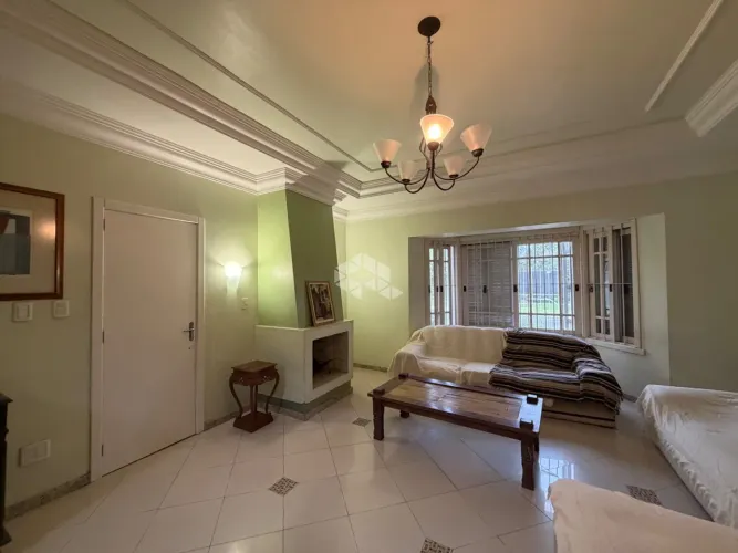RESIDENCIA DE ALTO PADRÃO.