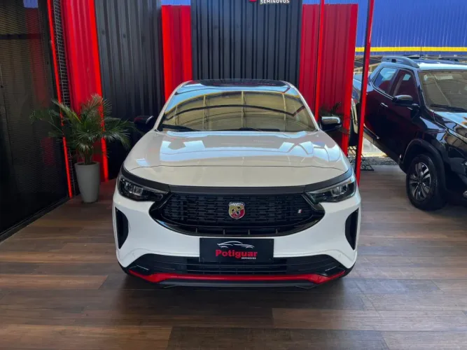 Fiat Fastback Abarth Turbo Flex 1.3 Aut. 2025