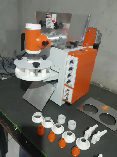 Maquina de coxinha compacta plin