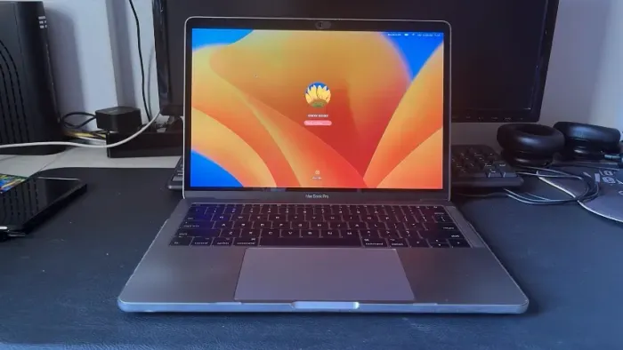 MacBook Pro 13" 2017 i5 8GB 256GB - Bateria Nova -R$2.500,00