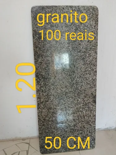Pedra de granito 100 reais no dinheiro