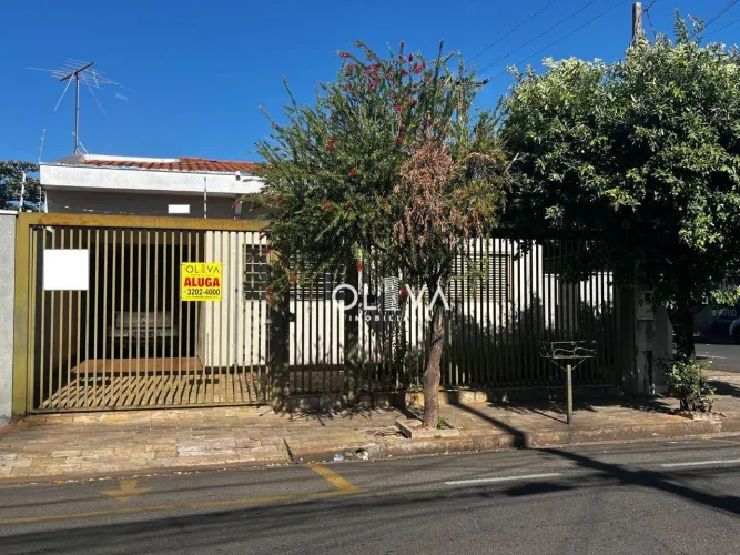 Casa com 3 dormitórios para alugar, 180 m² por R$ 2.333,49/mês - Vila Esplanada - São José