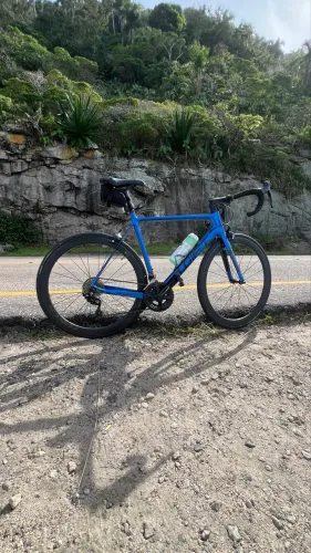Bicicleta road Swift Carbon Ultravox SSL 56