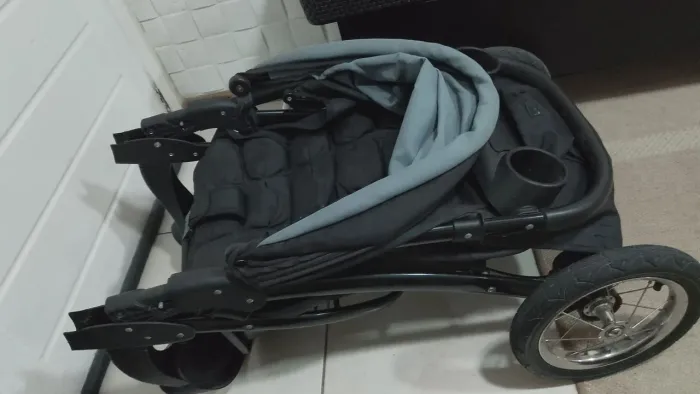 Carrinho de bebê Baby Happy 