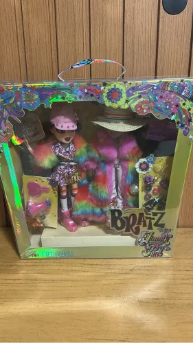 Boneca Bratz X Jimmy Paul Edição Especial
