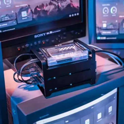 ZimaBlade 7700 Kit NAS 2 Baías 16GB Novo Lacrado - Servidor Homelab Docker Plex