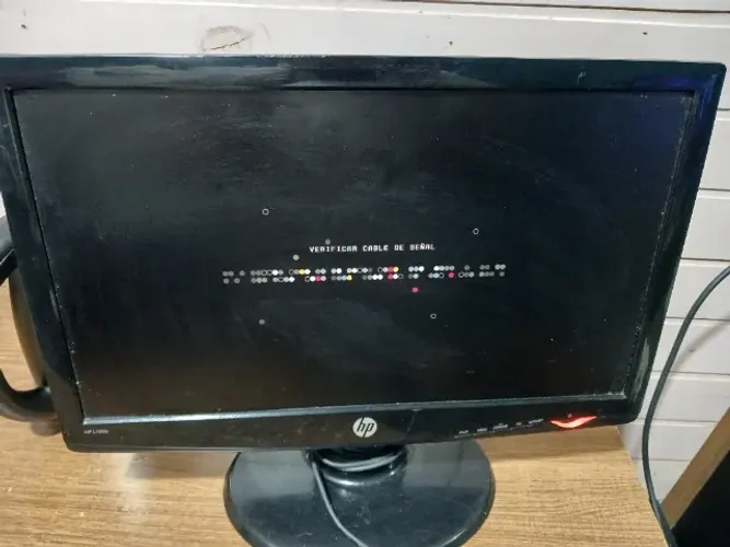 Monitor HP L185B