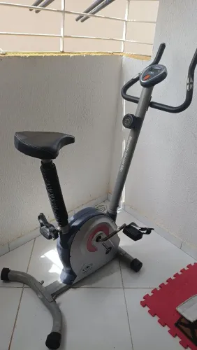 Bicicleta Ergométrica Magnetic Upright Bike