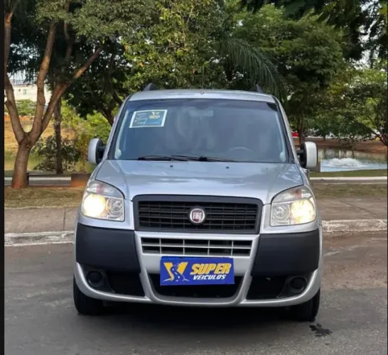 Fiat Doblo Essence 1.8 Flex 16V 5P 2015
