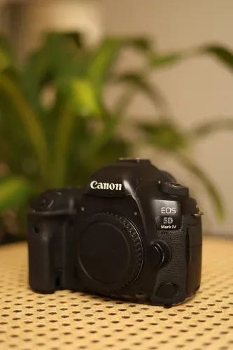 CANON 5D MARK IV