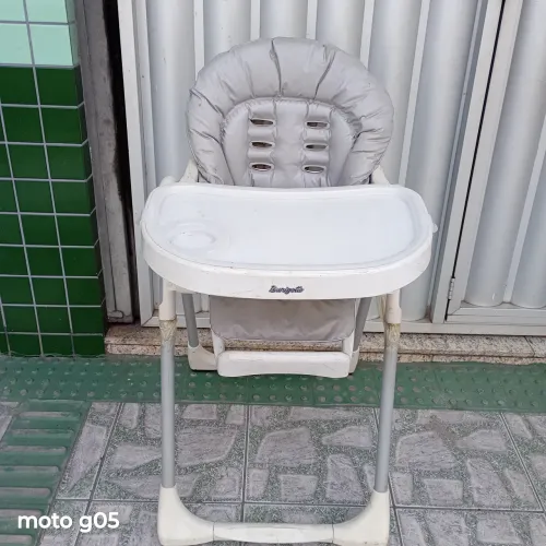 Cadeirinha de alimentação