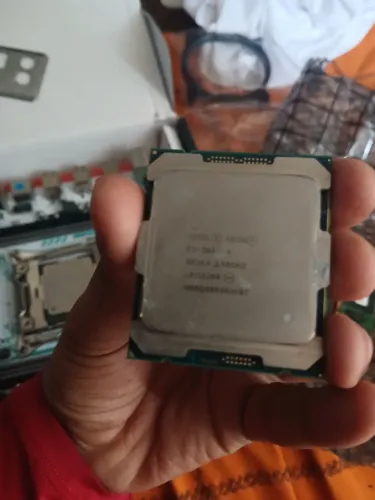 Processadores xeon 2680 V4 & 2682 V4