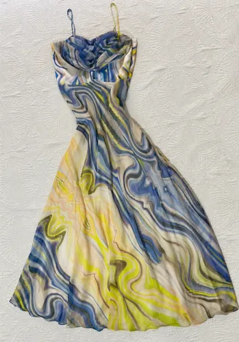 Vestido longo tamanho M, usado apenas uma vez!