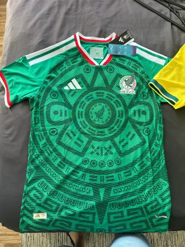 Camisa Brasil & México 2026 modelo Jogador