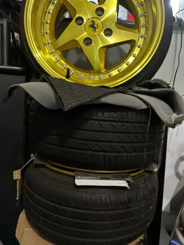 Jogo de rodas orbital , Rodas Ferrari estilo stance e suspensão a ar