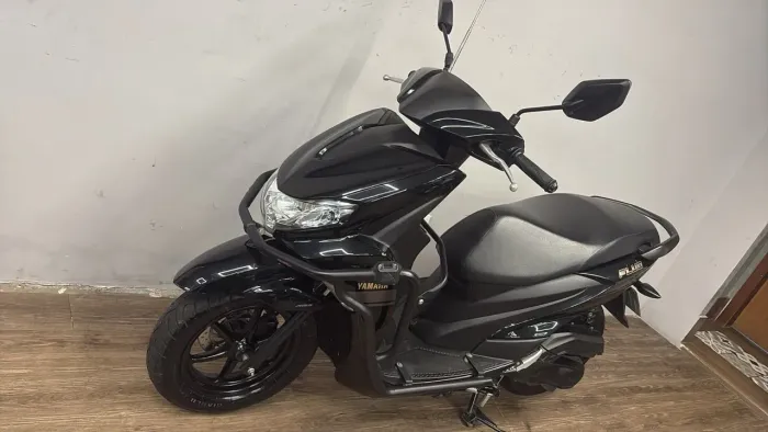 Yamaha fluo 125 preta 2024 km 26.718