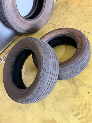 2 pneus 265/60/18 meia vida