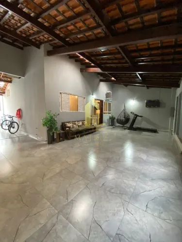 Vende casa Recanto Elimar 3 quartos 4 carros