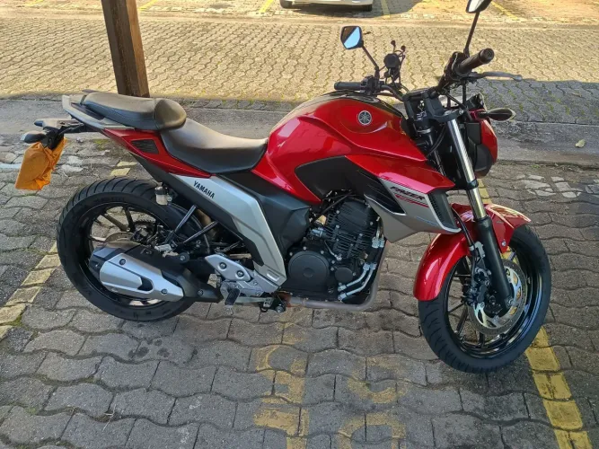 YAMAHA FAZER Modelo 2020