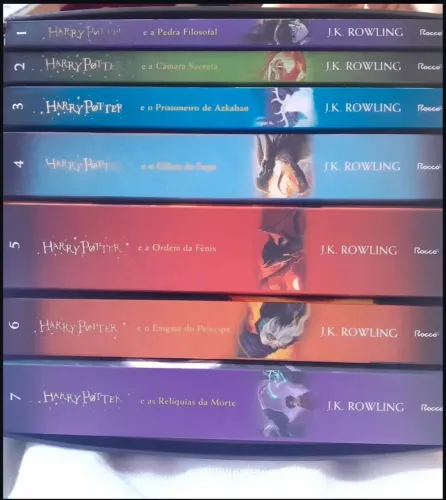 Coleção completa Harry Potter (7 livros) + Box Rocco