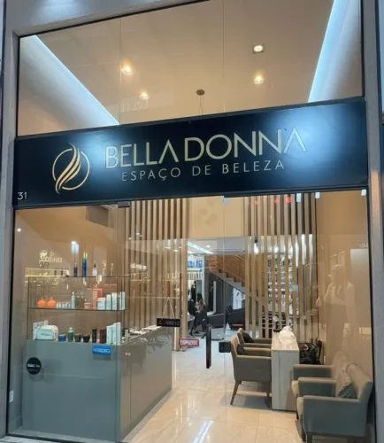 Contratamos manicure