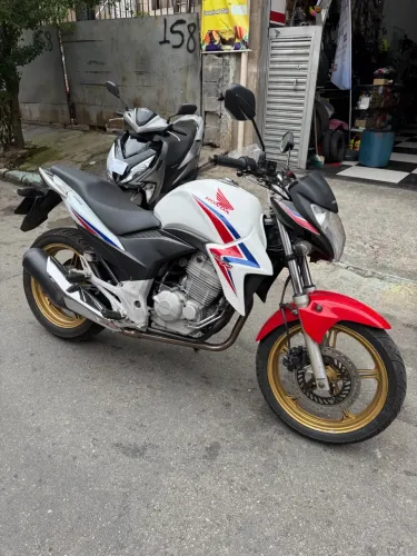 Cb300R 2015 flex toda revirada