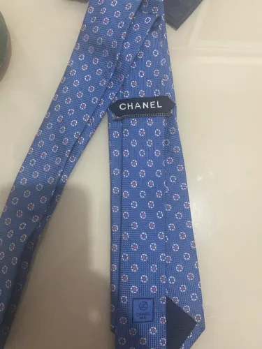 Lote Gravatas de Luxo Originais - Chanel e Charvet Place Vendôme