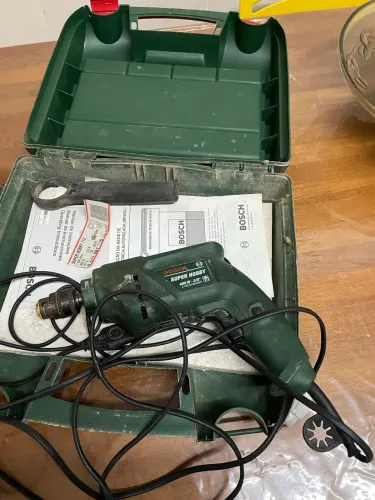 Furadeira Bosch Hobby