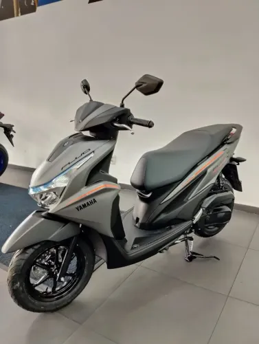 YAMAHA FLUO CONNECTED 2027 - Cartão em até 21x (consulte condições) - FINANCIAMENTO