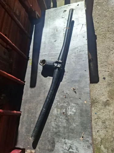 Vendo guidão com mesinha COLLI