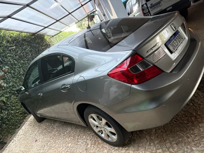 Honda Civic Sedan EXS 1.8/1.8 Flex 16V Aut. 4P 2013