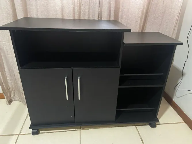 Aparador Preto Multifuncional com Rodinhas