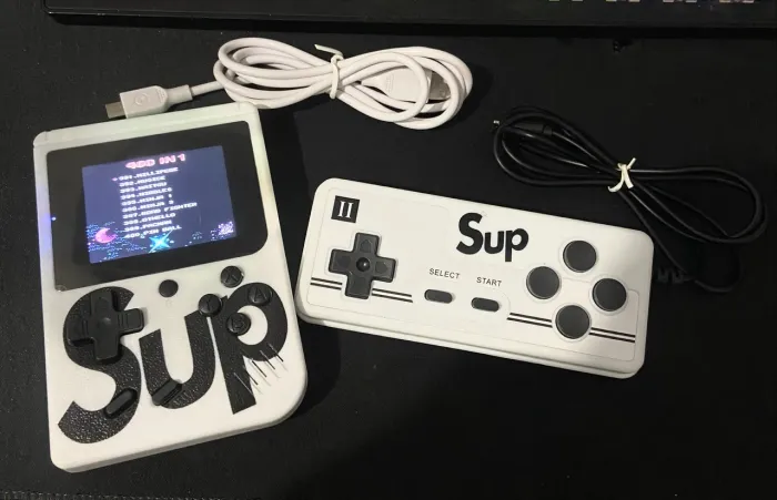 Sup Game Box 400 Jogos + Controle p/ 2 Players