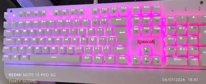 Teclado redragon branco usado em perfeito estado