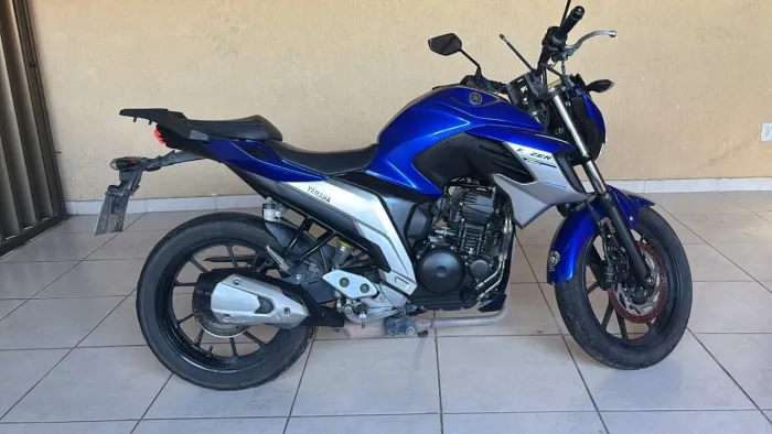 Fazer 250