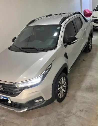 Vendo-se essa Fiat Strada ano 2025