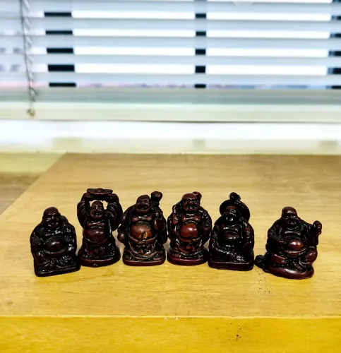 Budas em Madeira 