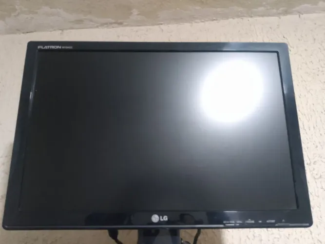 Monitor LG Flatron 19"