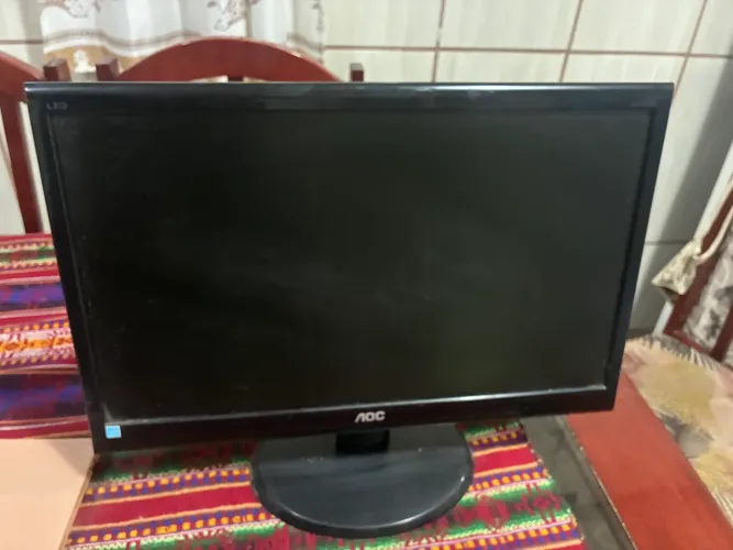 Monitor AOC LED funcionando ? sem cabos